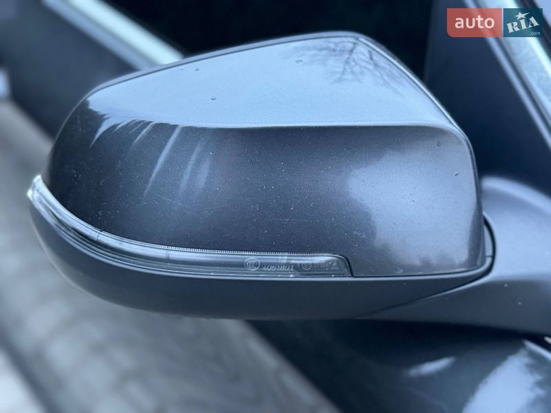 Седан BMW 5 Series 2013 в Самборі