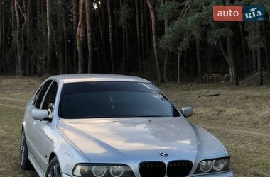 Седан BMW 5 Series 2001 в Мостиській