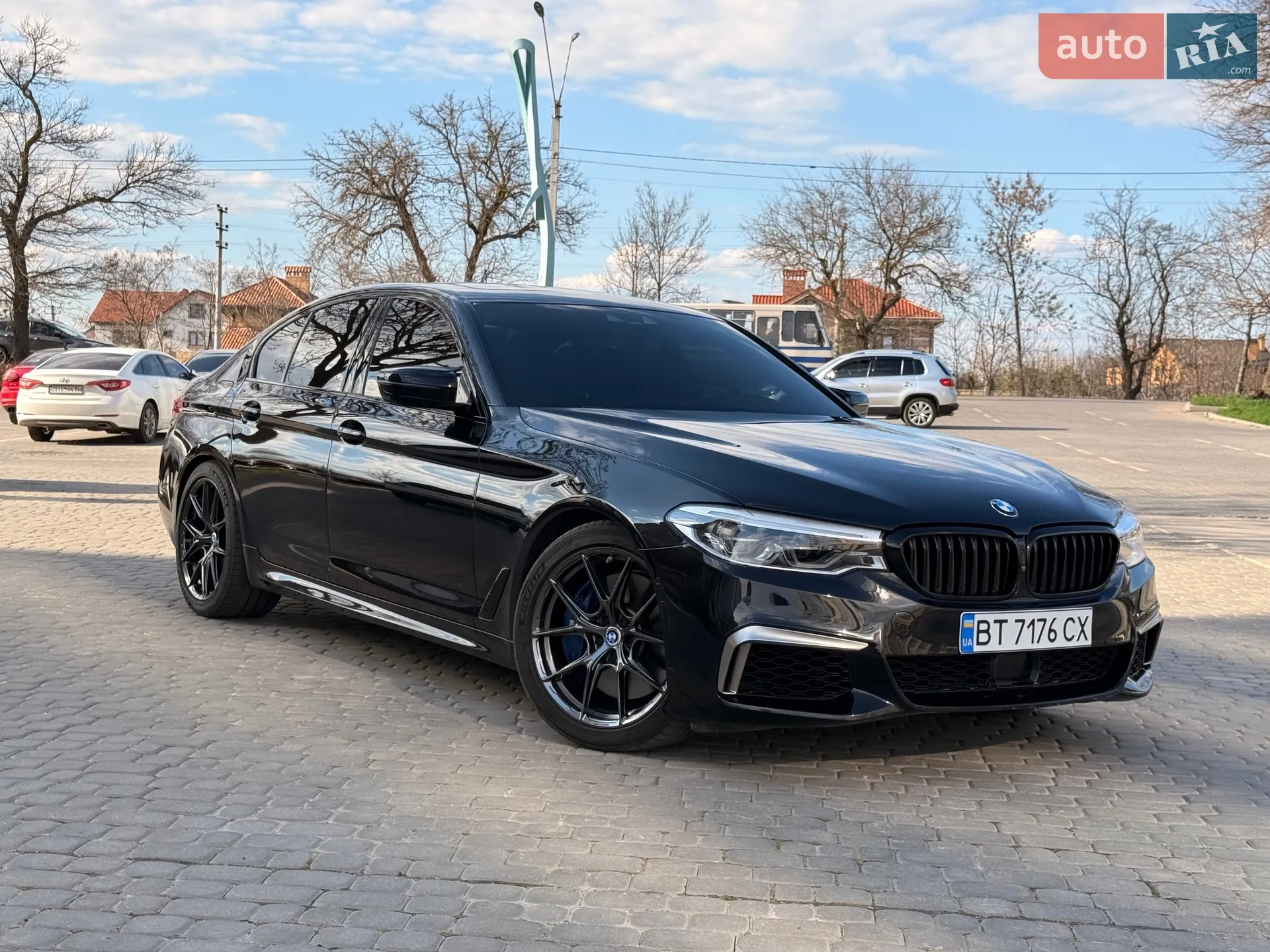 2019 BMW 5er - фото 1