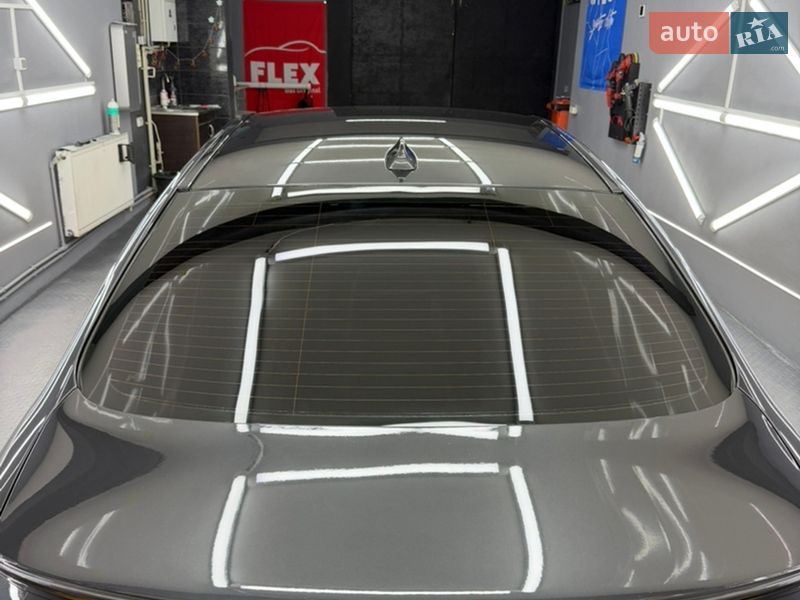 Седан BMW 5 Series 2012 в Чернівцях