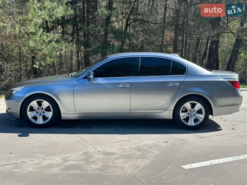 Седан BMW 5 Series 2005 в Славуте