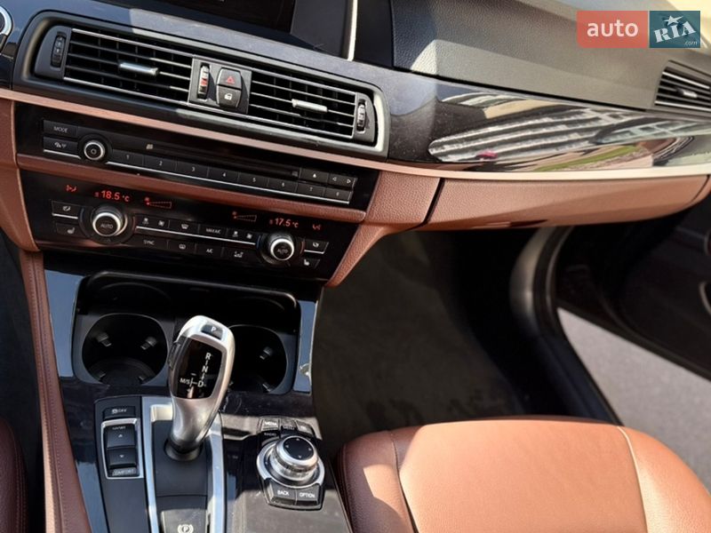 Седан BMW 5 Series 2016 в Киеве