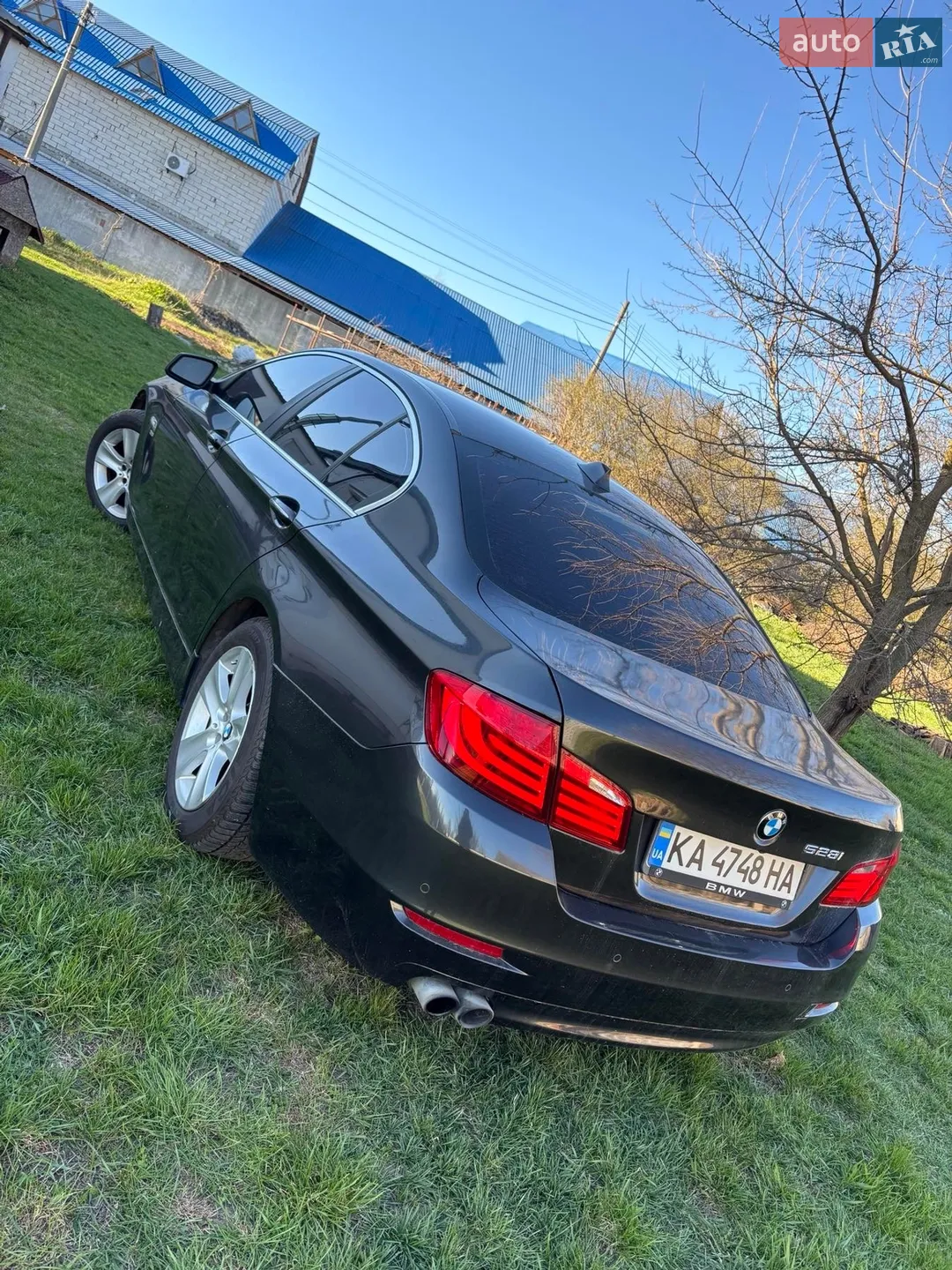 2011 BMW 5er - мініатюра 2