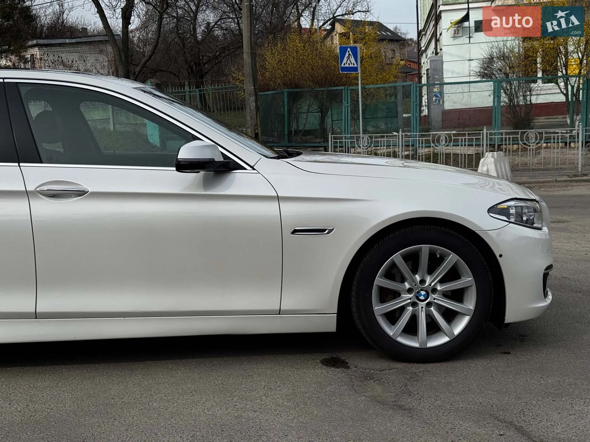 2015 BMW 5er - мініатюра 11