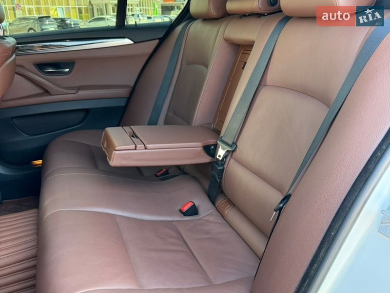 Седан BMW 5 Series 2014 в Одесі