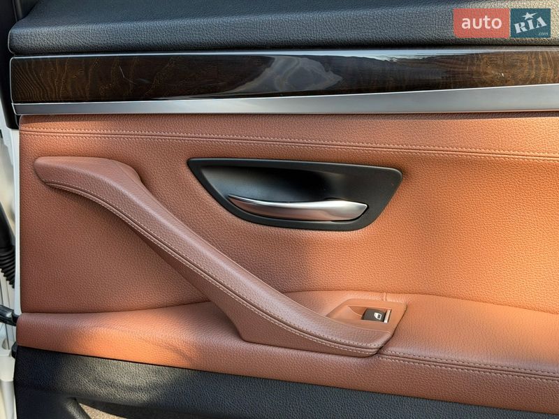 Седан BMW 5 Series 2014 в Одесі