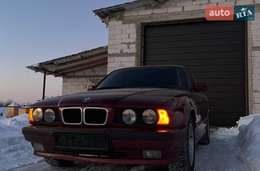 Седан BMW 5 Series 1995 в Нововолинську