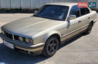 Седан BMW 5 Series 1990 в Харькове