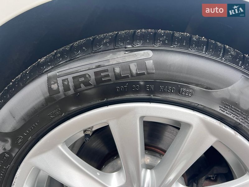 Седан BMW 5 Series 2015 в Тернополі