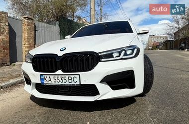 Седан BMW 5 Series 2019 в Киеве