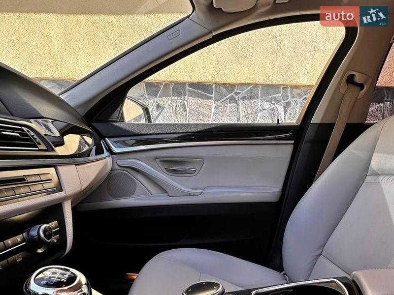 Седан BMW 5 Series 2013 в Тернополе