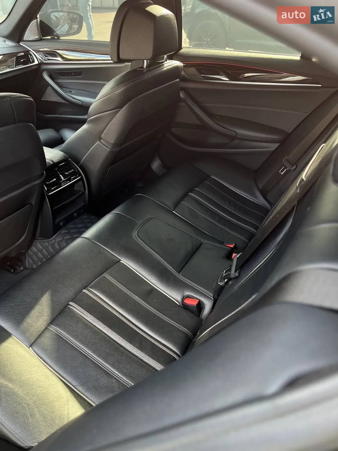 2017 BMW 5er - мініатюра 31