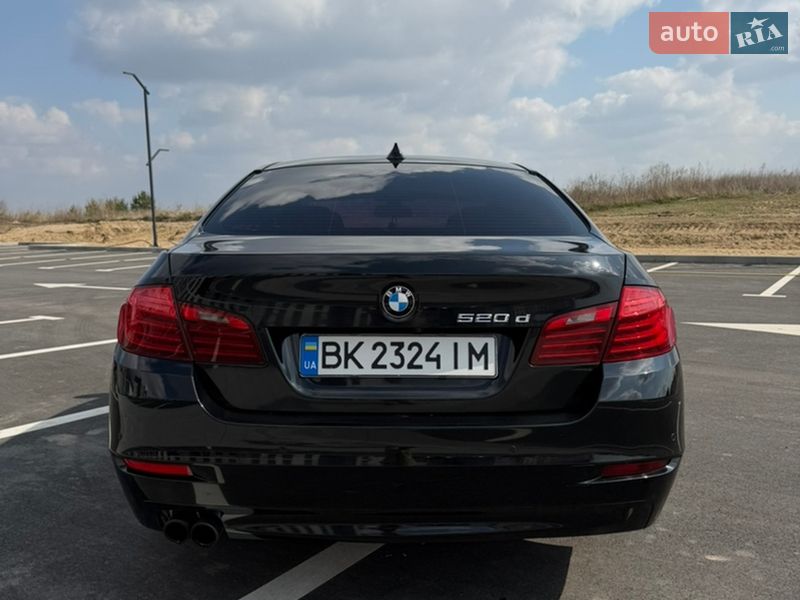 Седан BMW 5 Series 2014 в Рівному