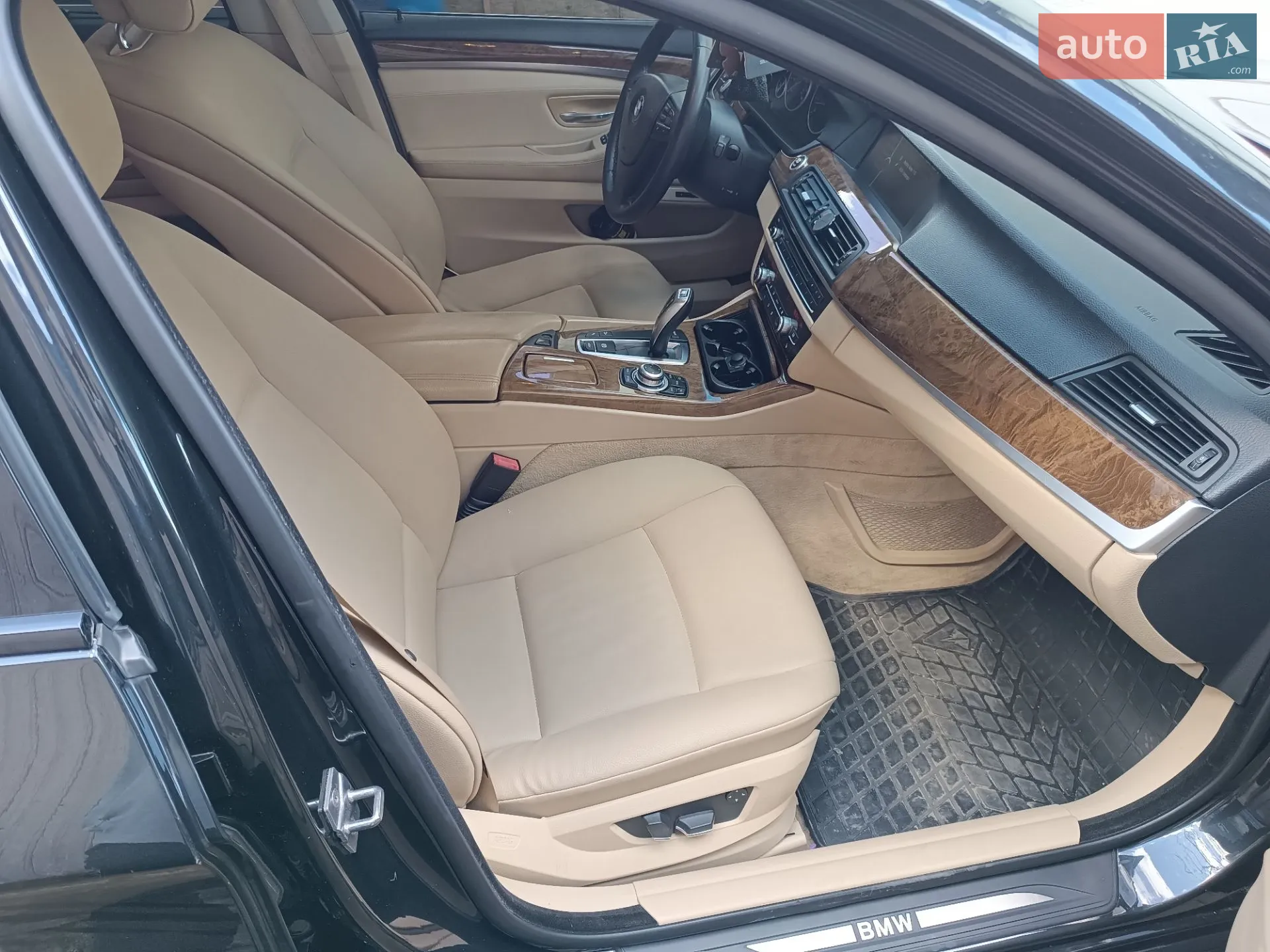 2010 BMW 5er - мініатюра 3
