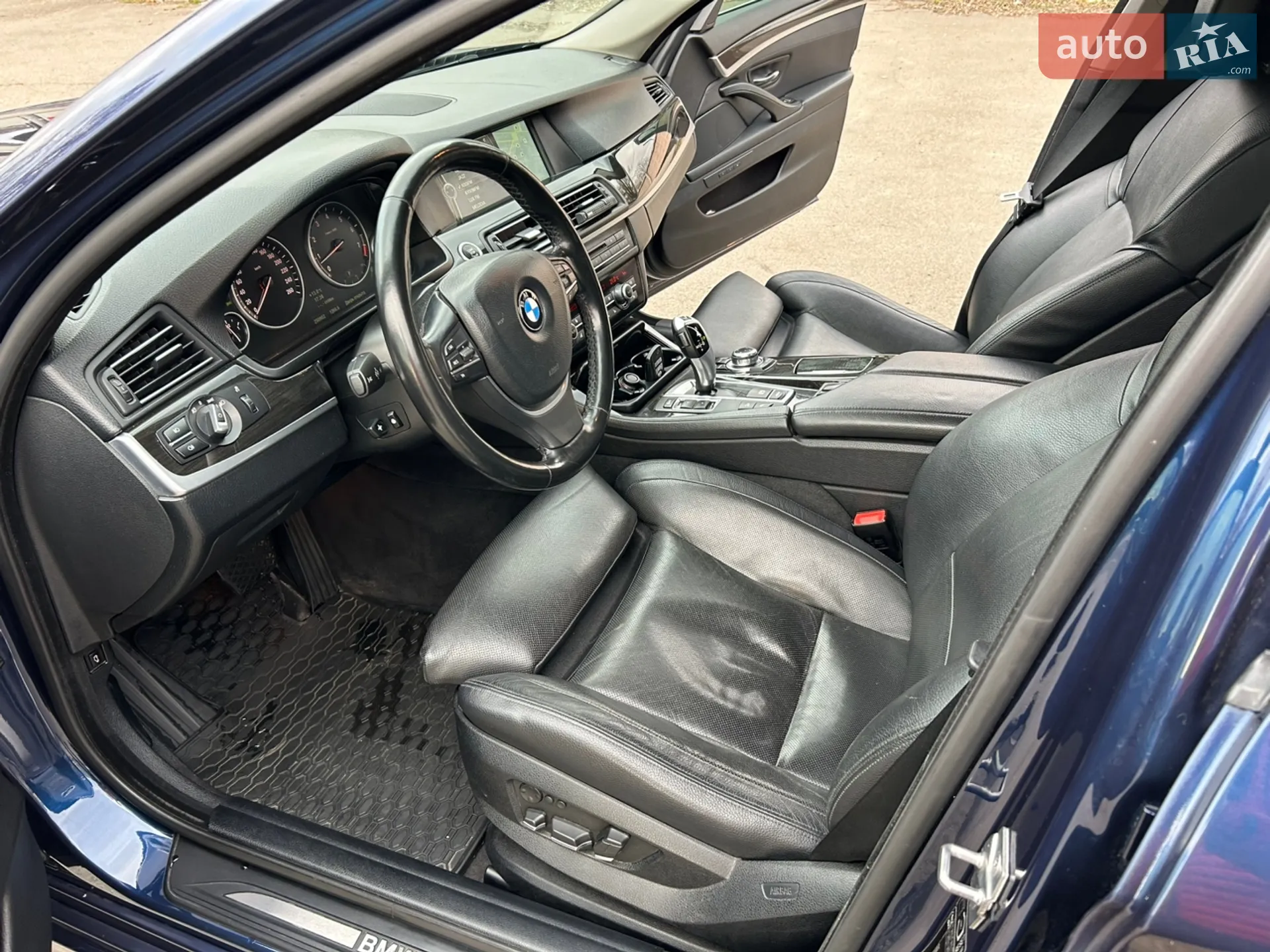2012 BMW 5er - мініатюра 13