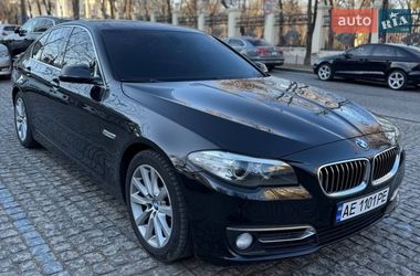 Седан BMW 5 Series 2015 в Дніпрі
