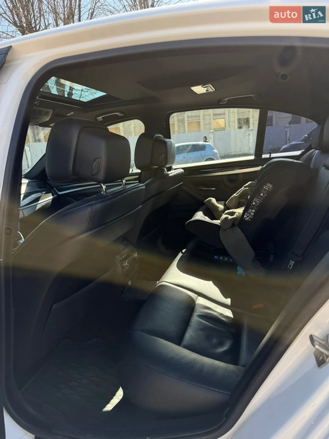 2012 BMW 5er - мініатюра 8