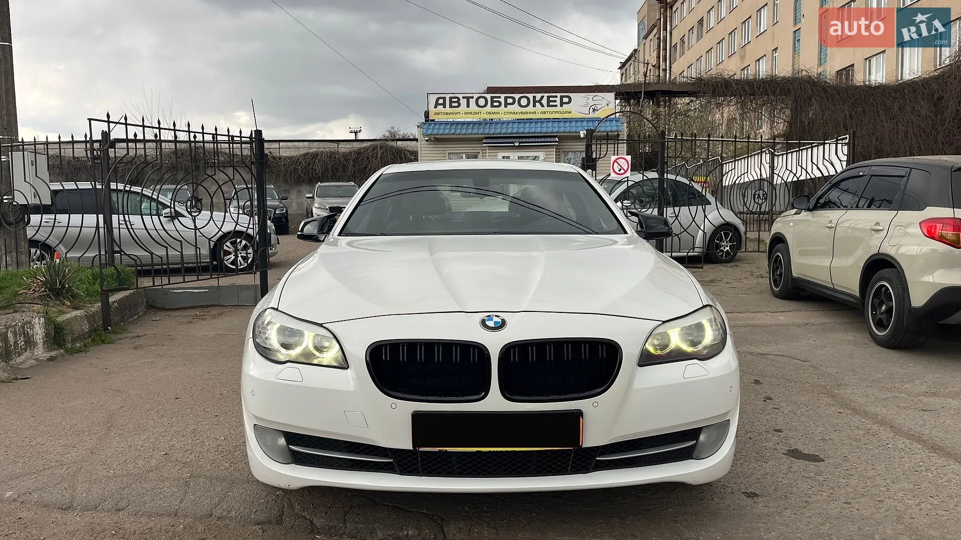 2013 BMW 5er - мініатюра 2