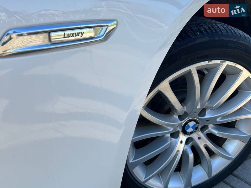 Седан BMW 5 Series 2015 в Івано-Франківську