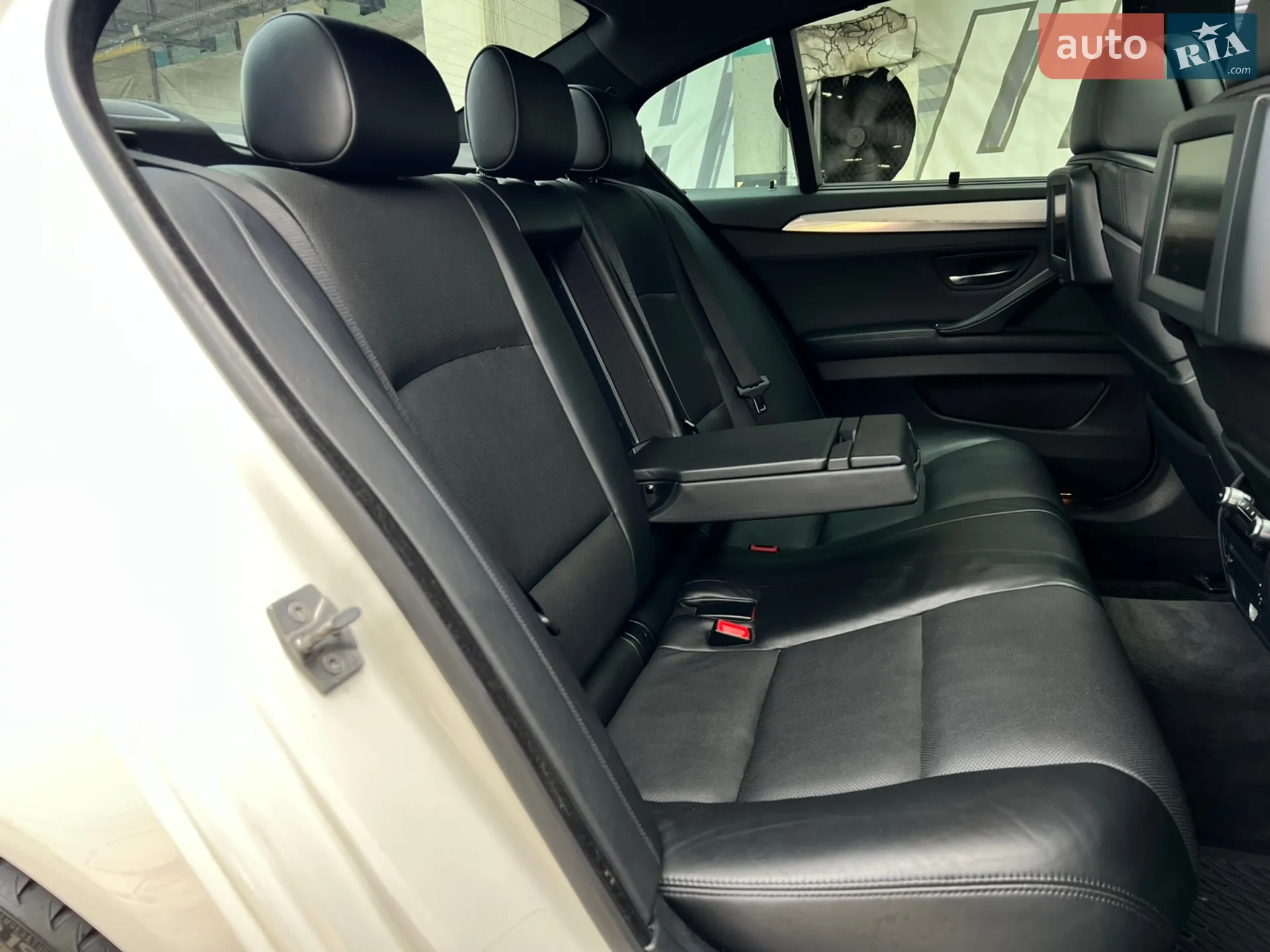 2010 BMW 5er - мініатюра 53