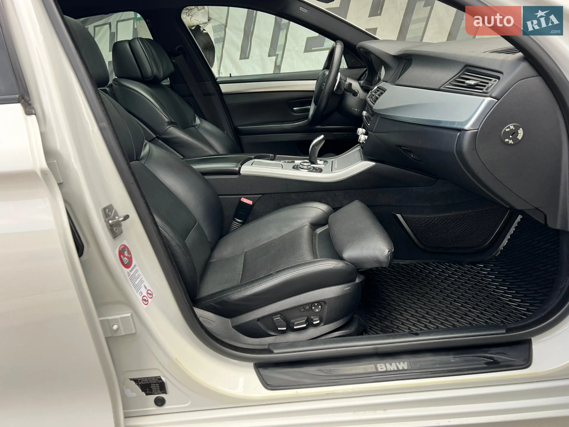 2010 BMW 5er - мініатюра 59