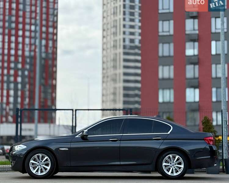Седан BMW 5 Series 2012 в Киеве