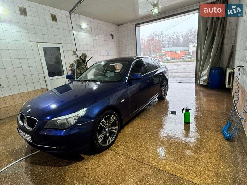 Седан BMW 5 Series 2009 в Житомире