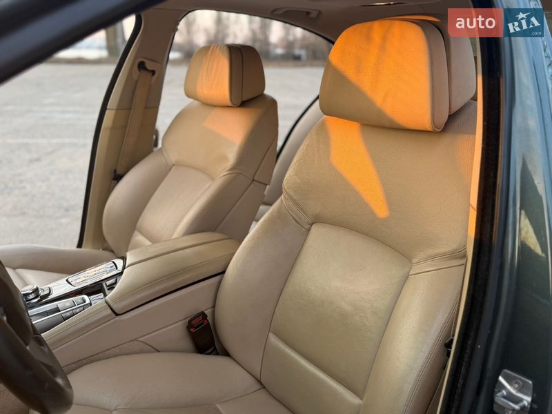 Седан BMW 5 Series 2011 в Києві