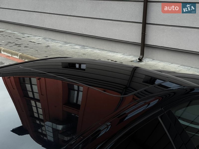 Седан BMW 5 Series 2017 в Львові