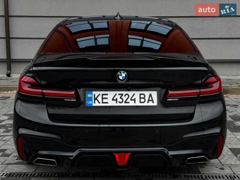 Седан BMW 5 Series 2017 в Львові