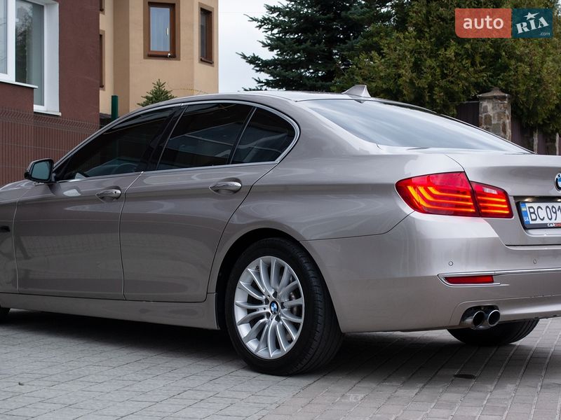 Седан BMW 5 Series 2014 в Києві