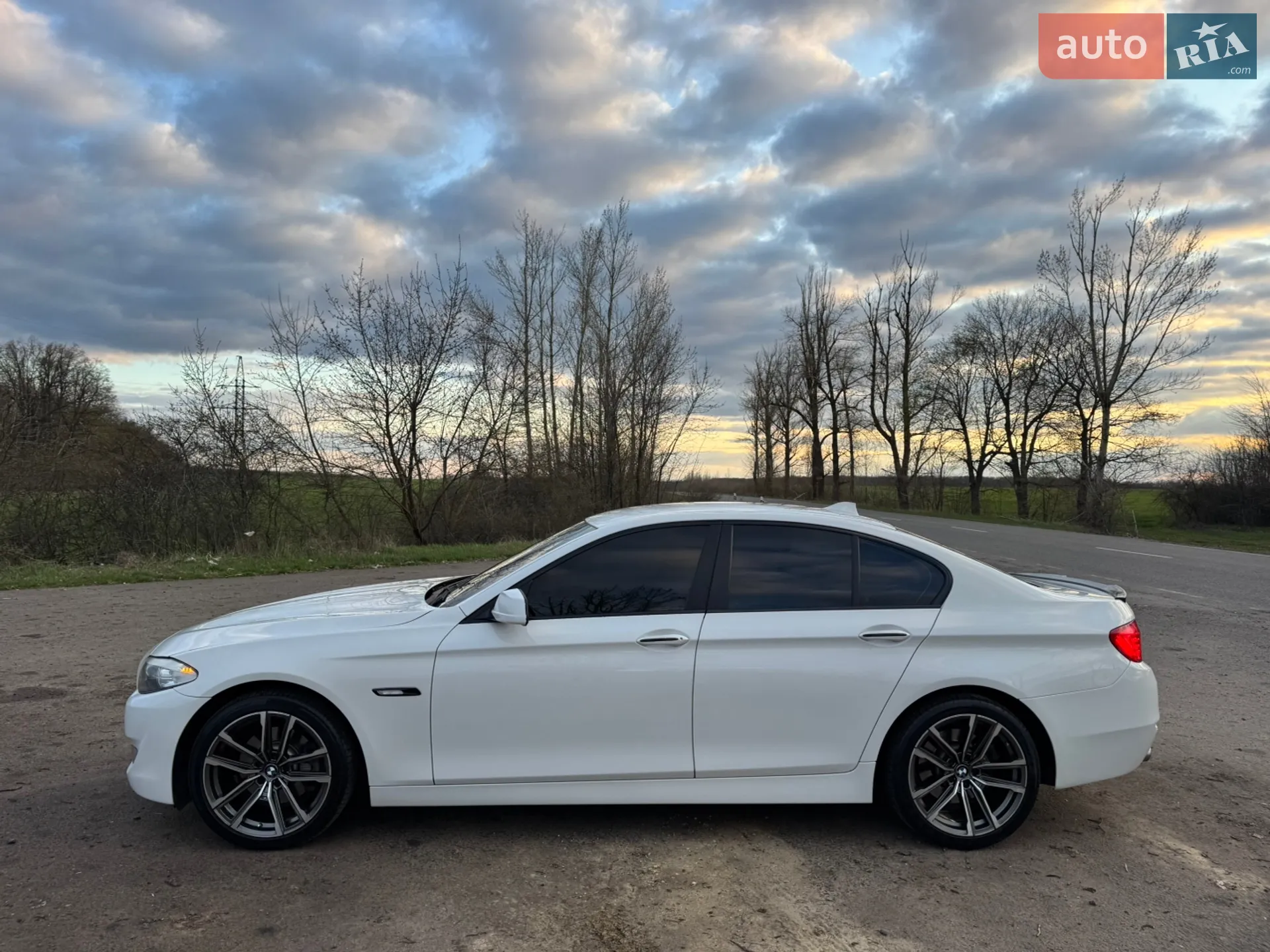 2011 BMW 5er - мініатюра 3
