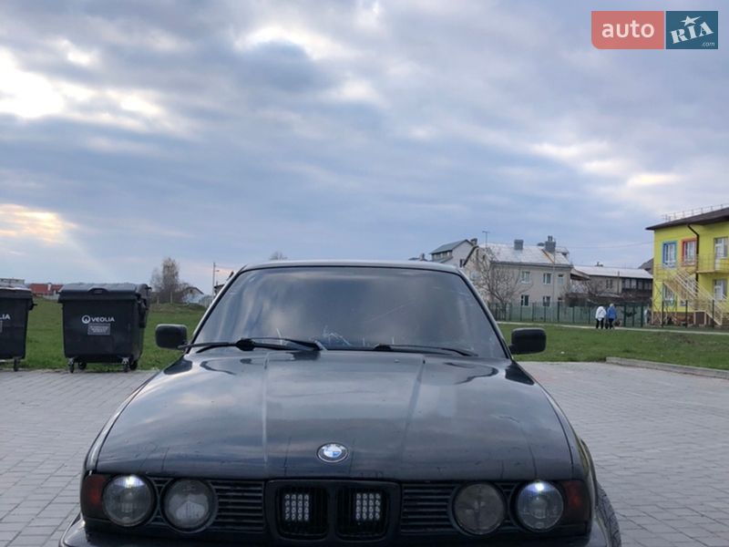 Седан BMW 5 Series 1992 в Тернополе