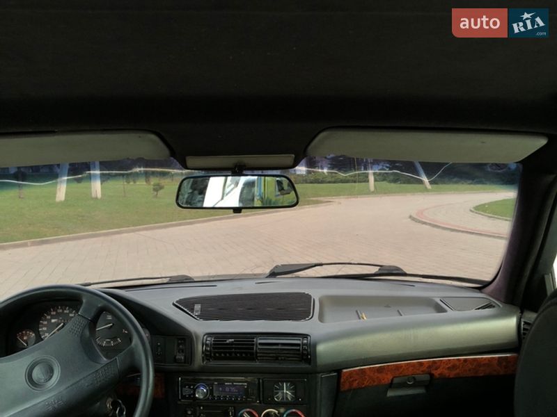 Седан BMW 5 Series 1992 в Тернополе