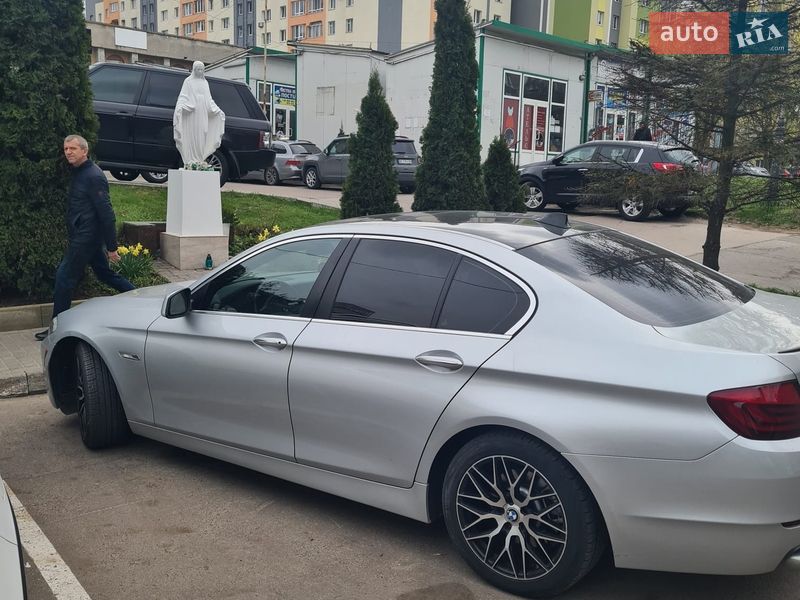 Седан BMW 5 Series 2013 в Львове