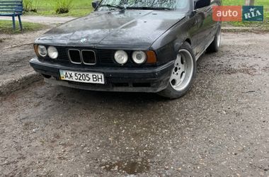 Седан BMW 5 Series 1988 в Харькове