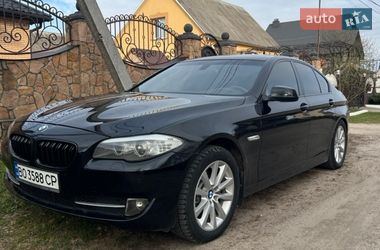 Седан BMW 5 Series 2011 в Березному