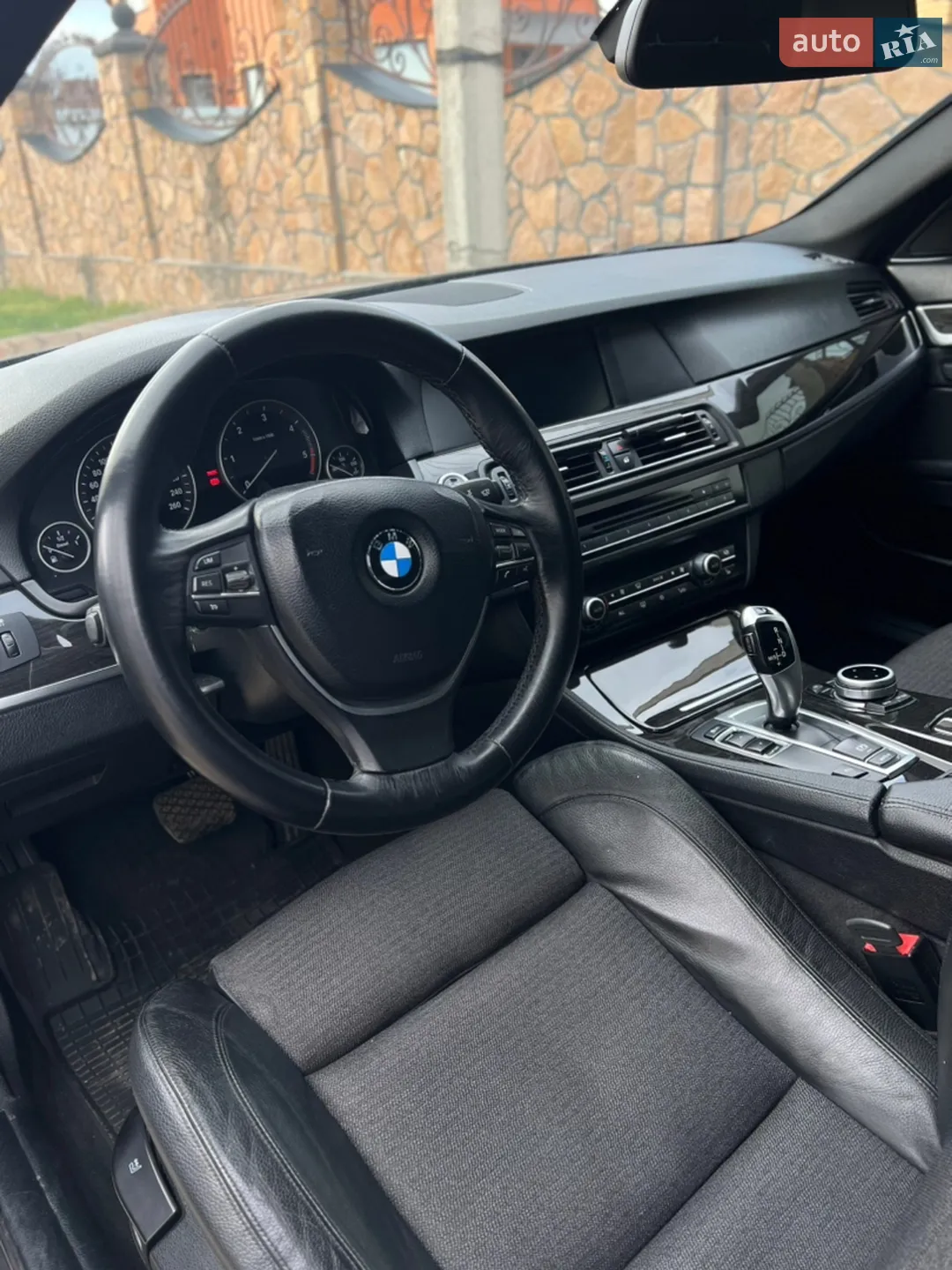2011 BMW 5er - мініатюра 7