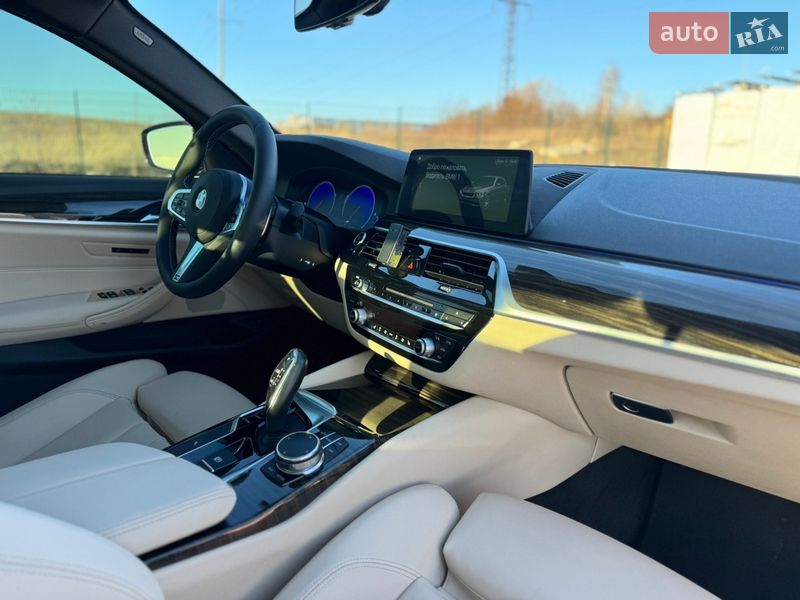 Седан BMW 5 Series 2018 в Рівному