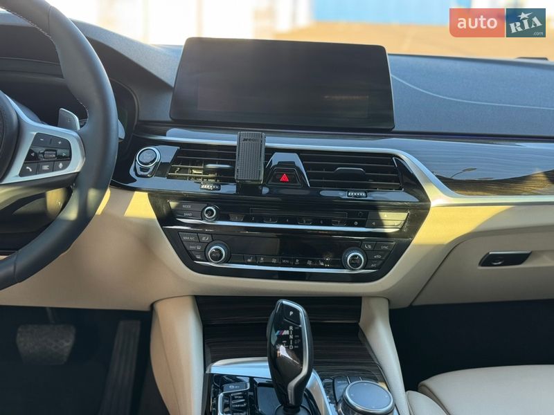 Седан BMW 5 Series 2018 в Рівному