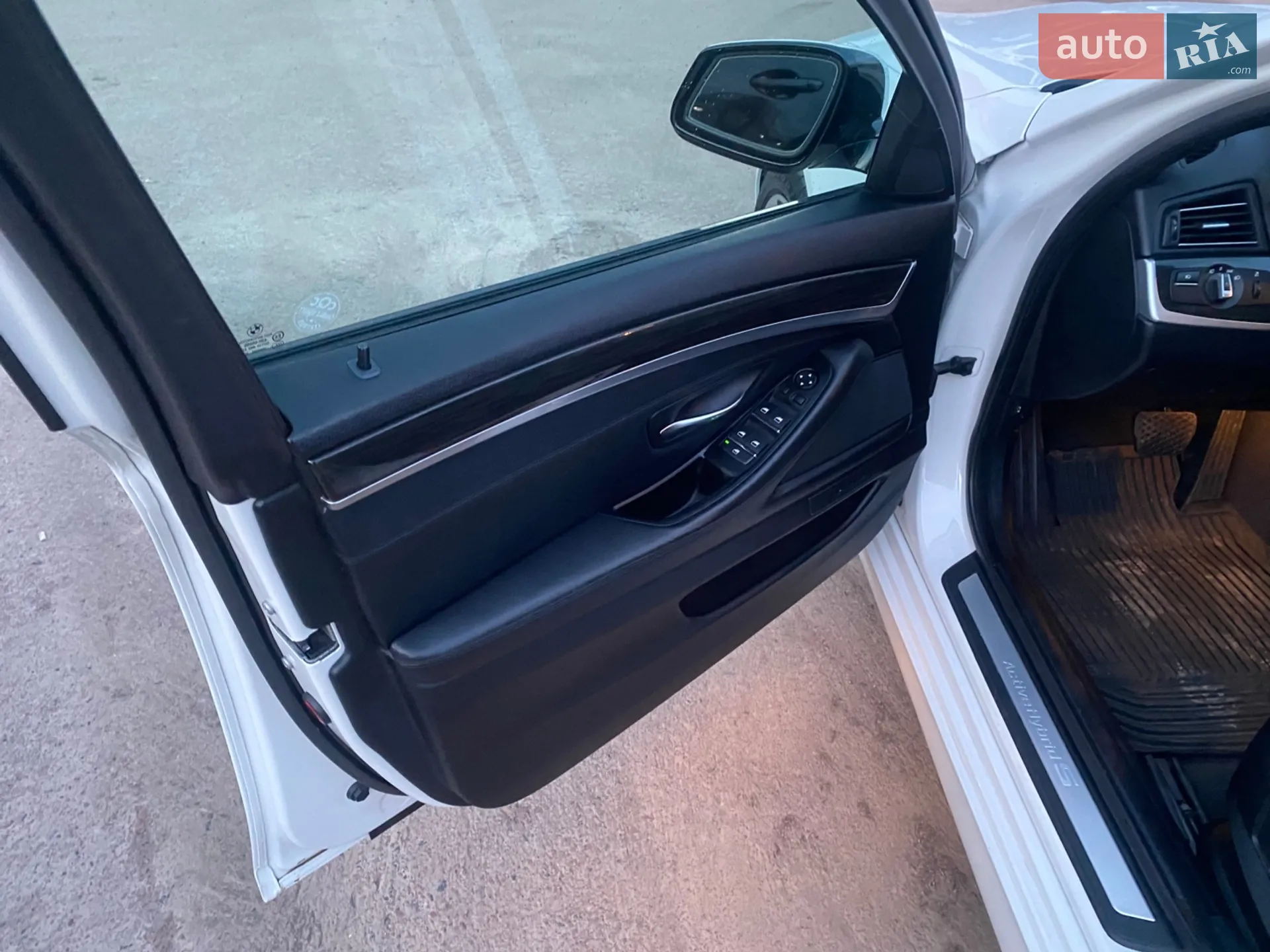 2012 BMW 5er - мініатюра 8