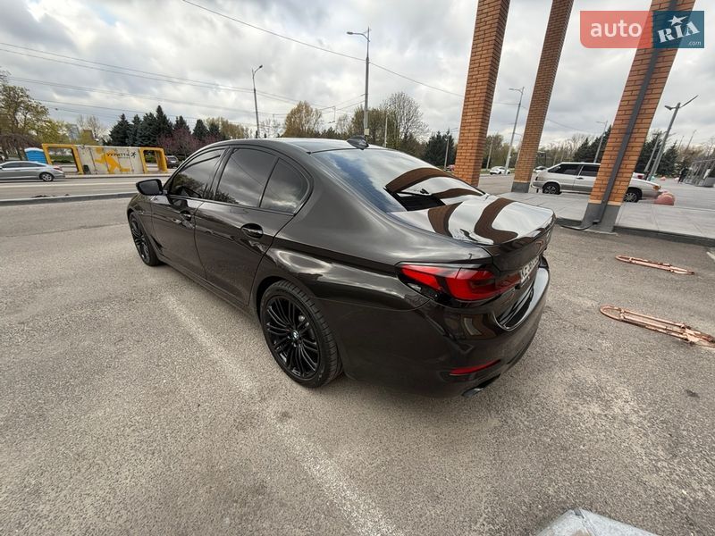 Седан BMW 5 Series 2018 в Дніпрі