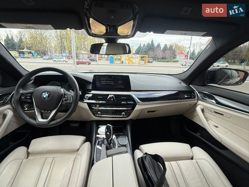 Седан BMW 5 Series 2018 в Дніпрі