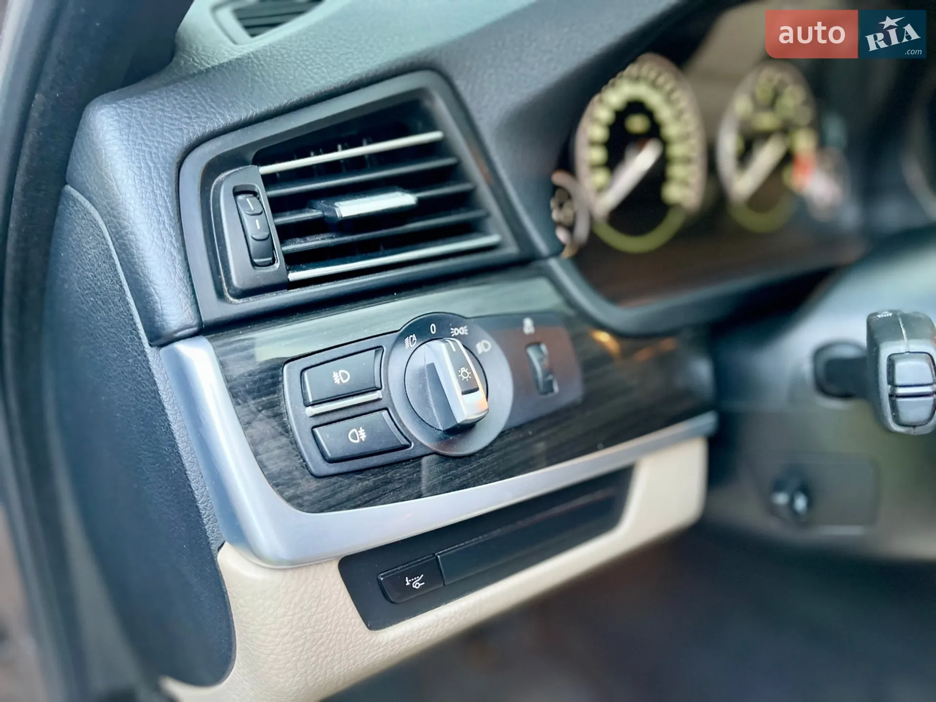 2013 BMW 5er - мініатюра 19