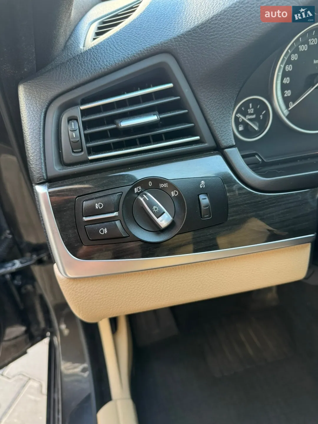 2016 BMW 5er - мініатюра 23