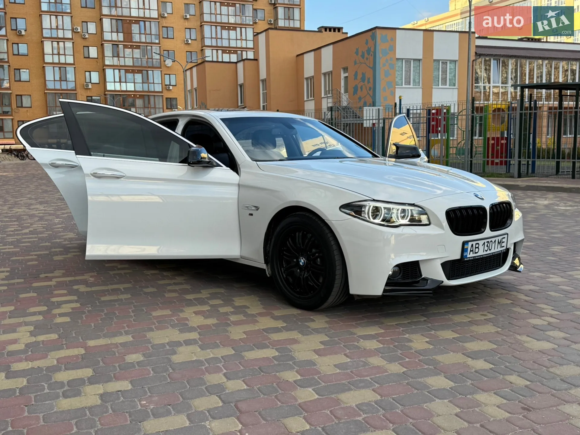 2013 BMW 5er - мініатюра 12