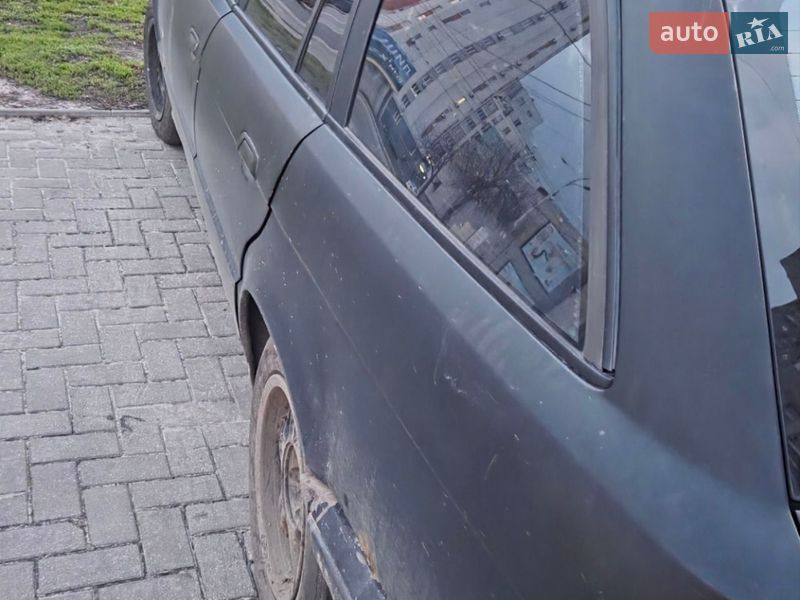 Универсал BMW 5 Series 1992 в Святопетровское