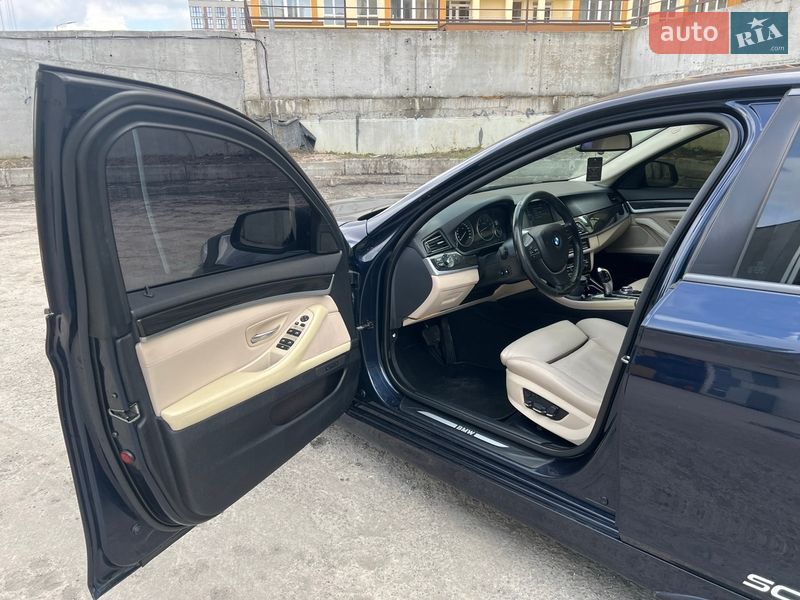 Седан BMW 5 Series 2011 в Вишневом фото 10 Седан BMW 5 Series 2011 в Вишневом