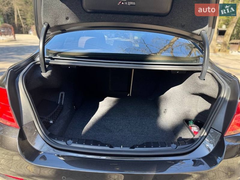 Седан BMW 5 Series 2014 в Трускавце фото 32 Седан BMW 5 Series 2014 в Трускавце