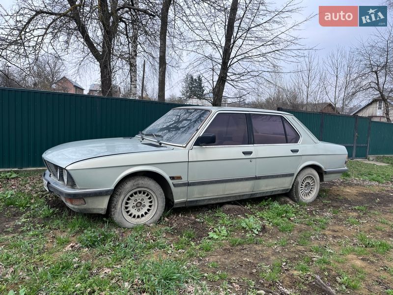 BMW 5 Series 1987 BMW 5 Series 1987